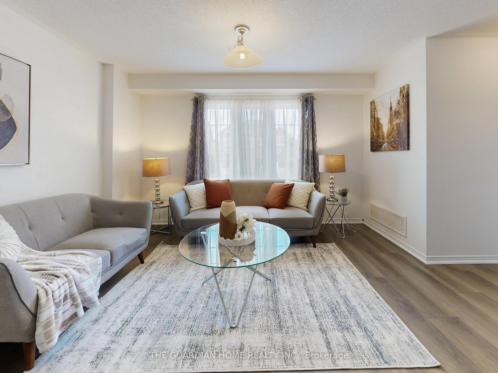 Photo 9 of 1112 Schooling Drive, Oshawa, Taunton — HOMEH