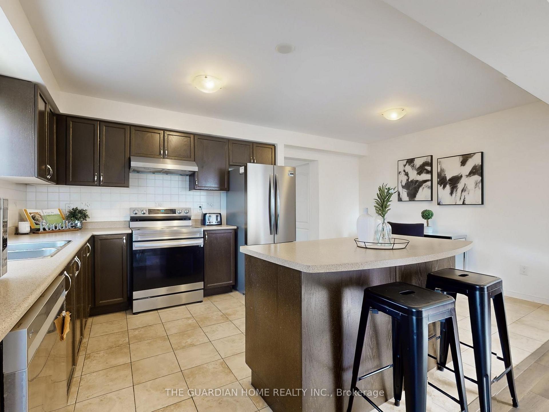 Photo 14 of 1112 Schooling Drive, Oshawa, Taunton — HOMEH