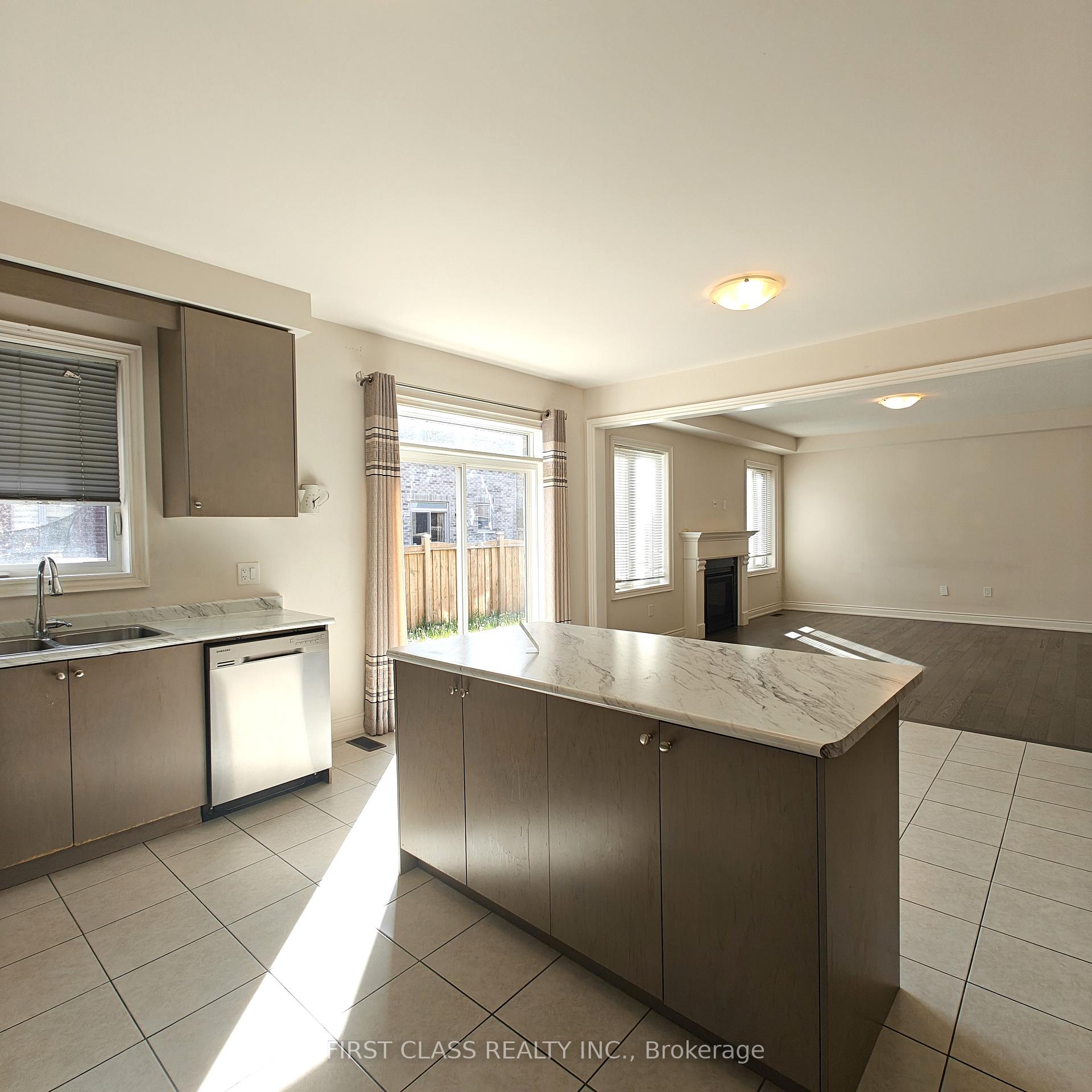 Photo 25 of 1538 Devine Point, Milton, Ford — HOMEH