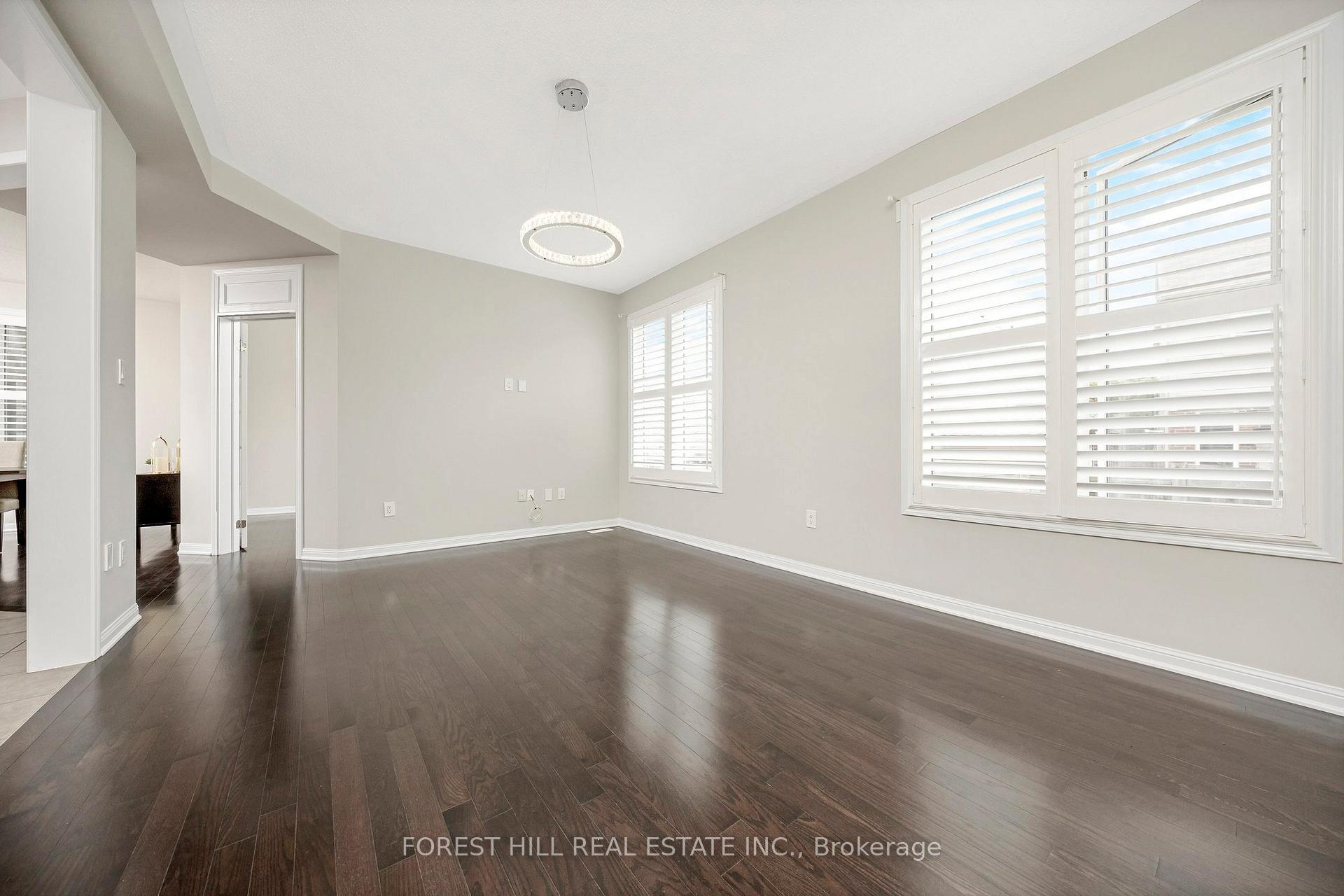 Photo 5 of 928 Dice Way, Milton, Willmott — HOMEH