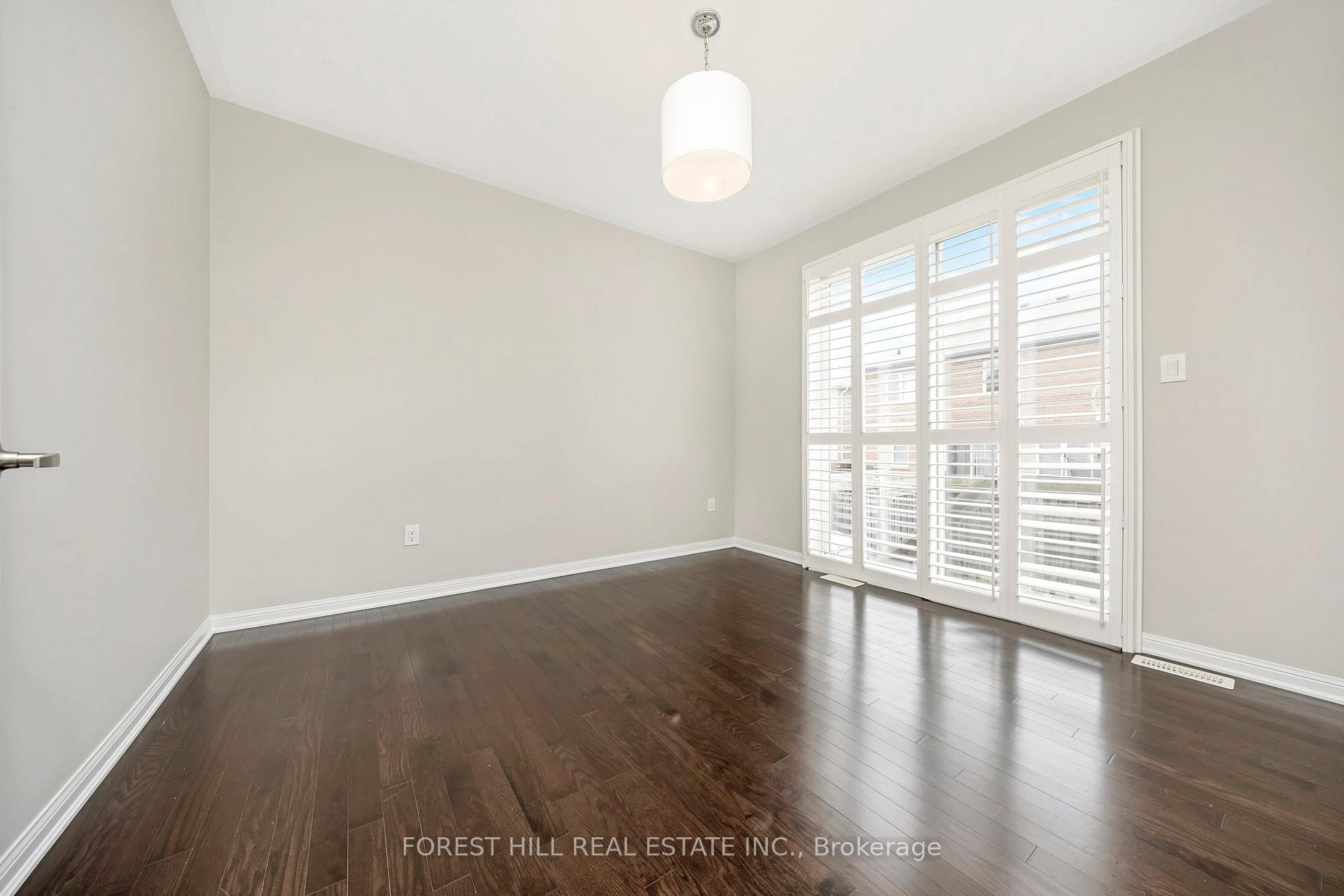Photo 8 of 928 Dice Way, Milton, Willmott — HOMEH