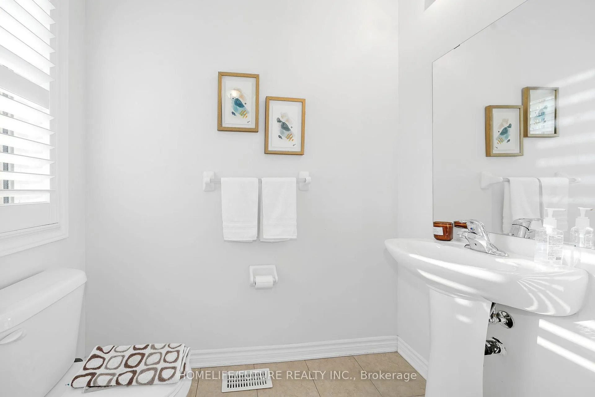 Photo 24 of 2557 Bridle Road, Oshawa, Windfields — HOMEH