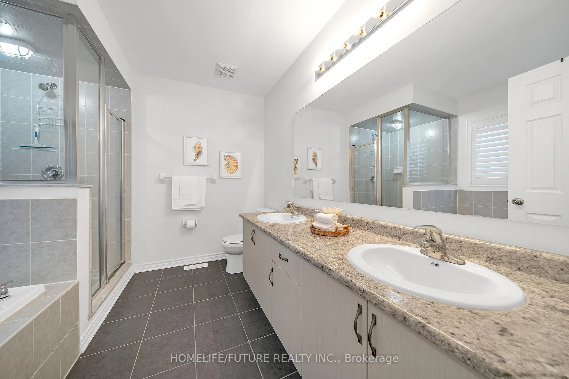 Photo 34 of 2557 Bridle Road, Oshawa, Windfields — HOMEH