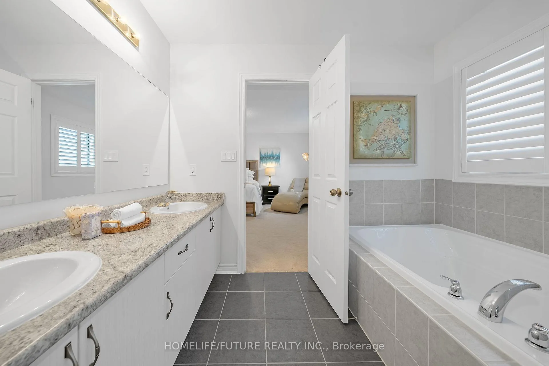 Photo 35 of 2557 Bridle Road, Oshawa, Windfields — HOMEH