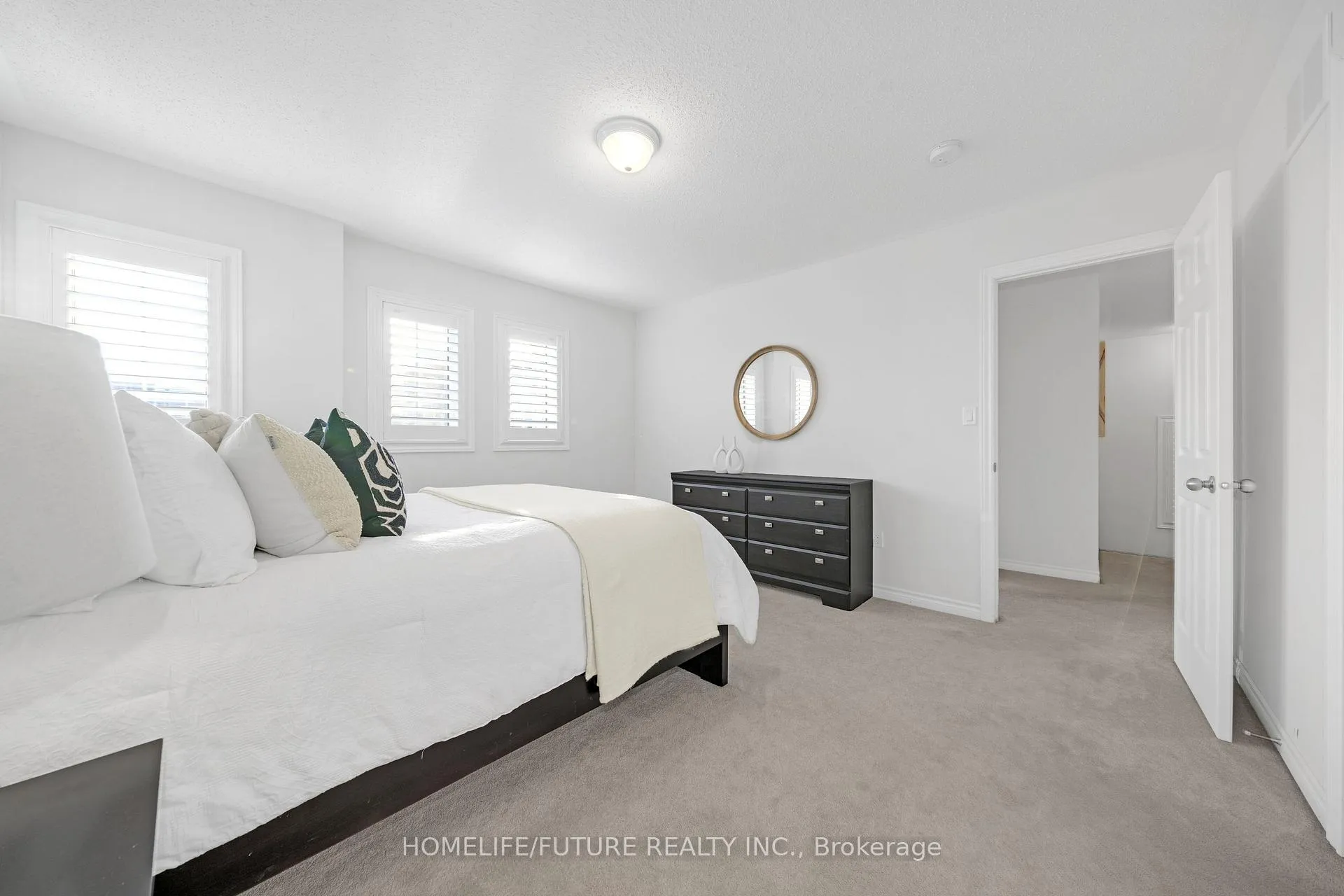 Photo 40 of 2557 Bridle Road, Oshawa, Windfields — HOMEH