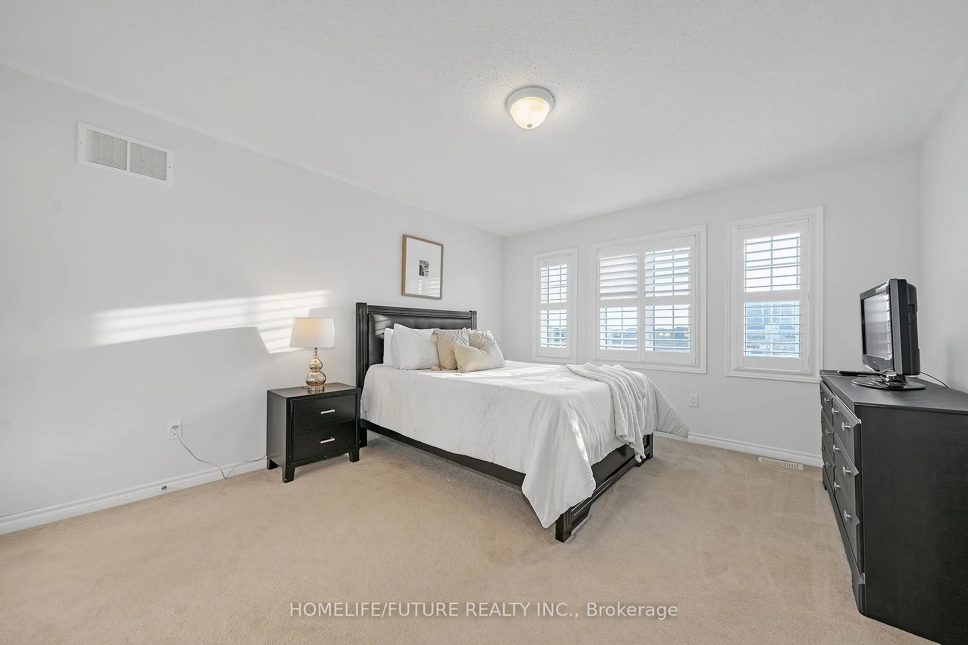 Photo 42 of 2557 Bridle Road, Oshawa, Windfields — HOMEH