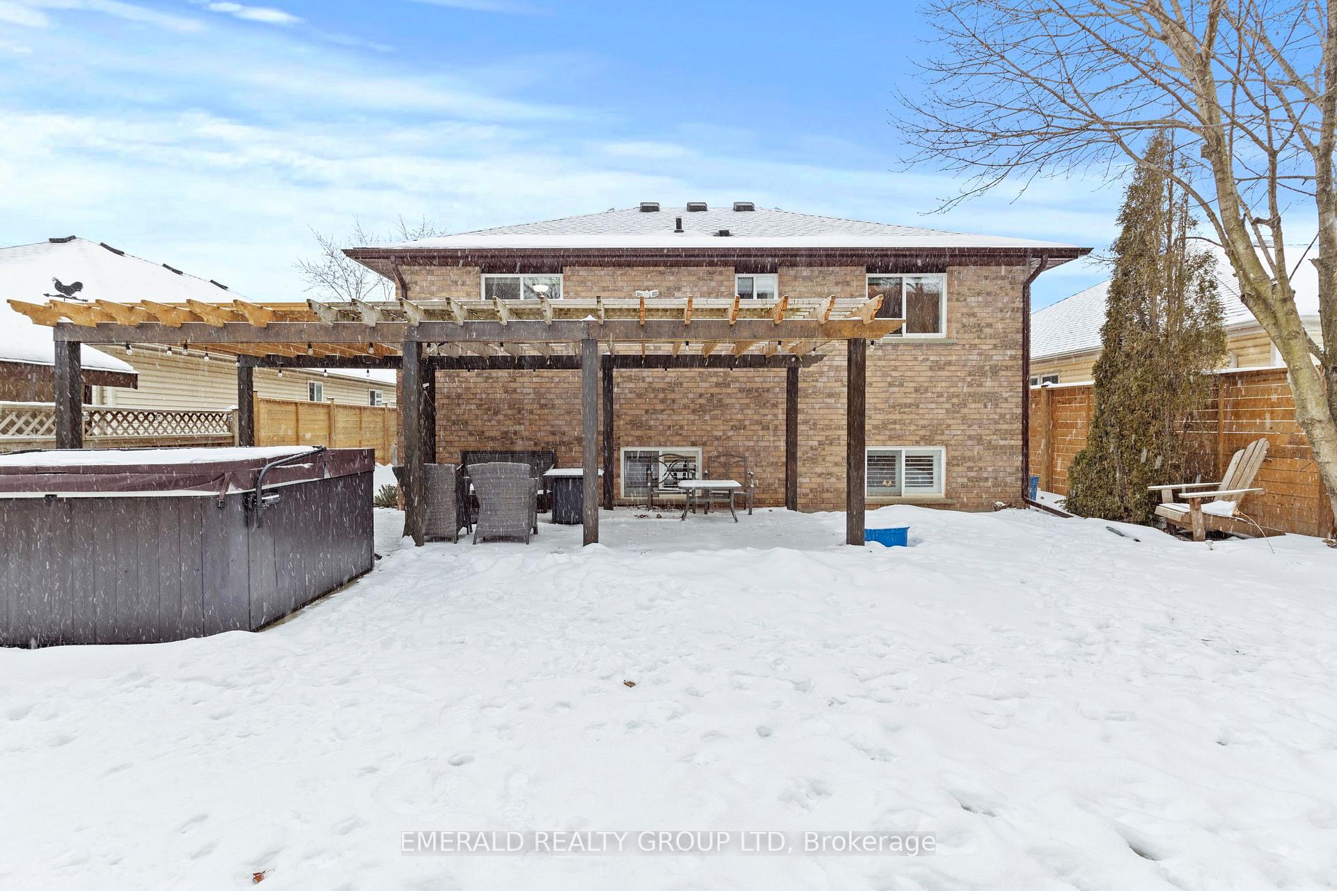 Photo 21 of 37 Tanner Drive, Pelham, Fonthill — HOMEH
