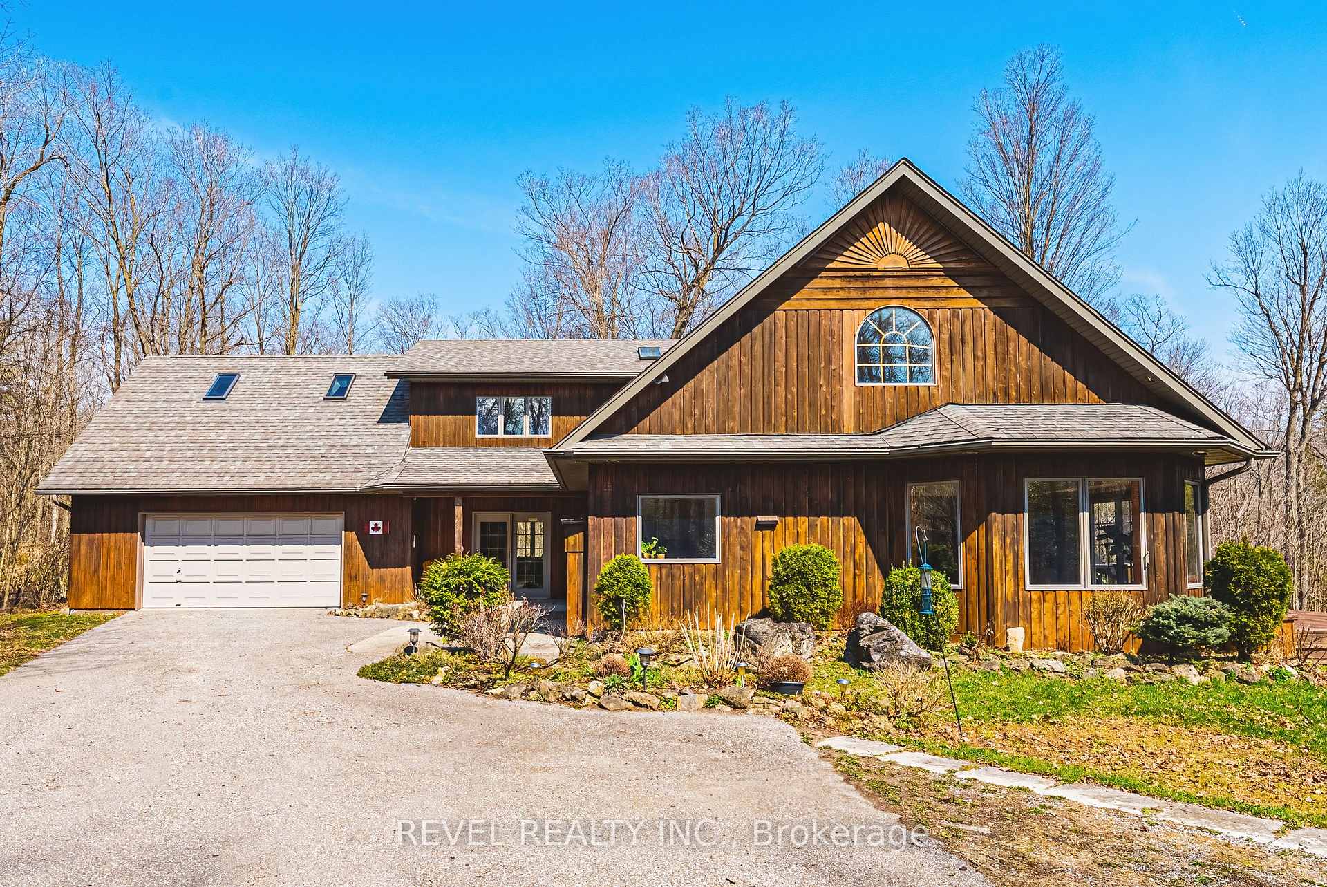 Front of 1325 3 Side Road