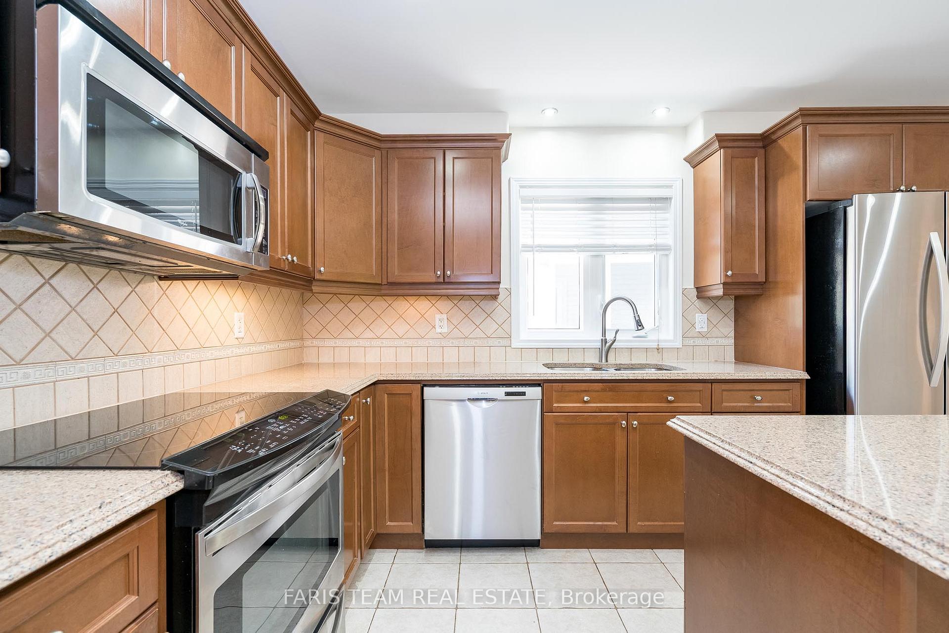 Photo 6 of 172 John W Taylor Avenue, New Tecumseth, Alliston — HOMEH