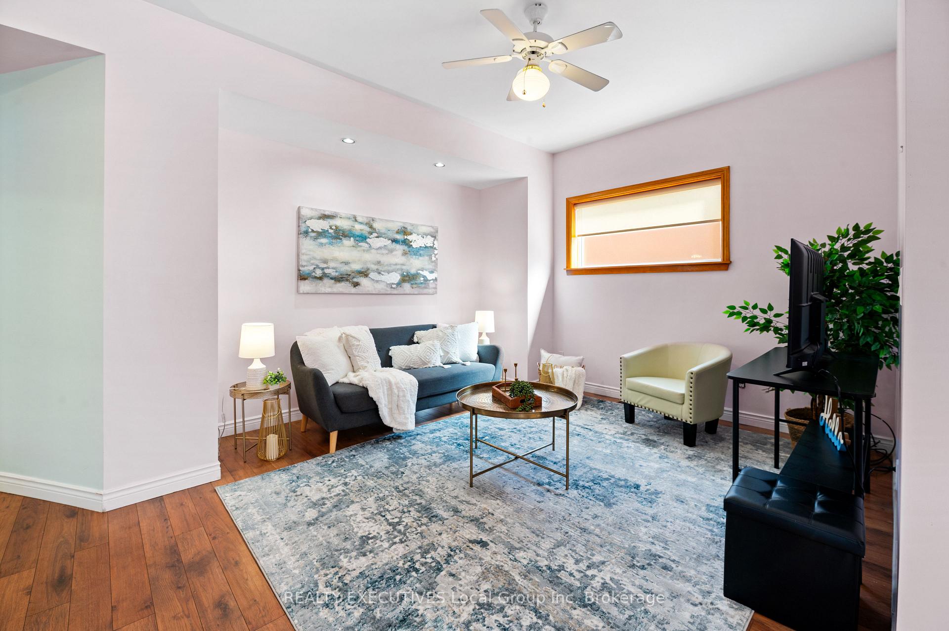 Photo 11 of 133 Fifth Avenue E, North Bay, Central — HOMEH