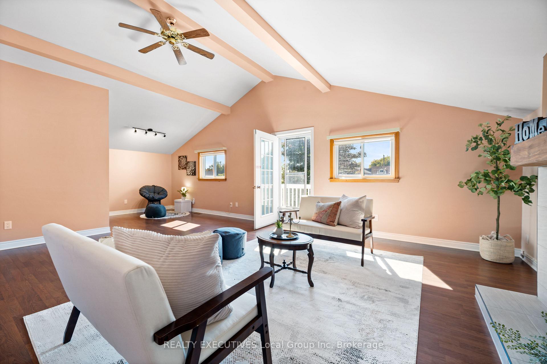 Photo 25 of 133 Fifth Avenue E, North Bay, Central — HOMEH