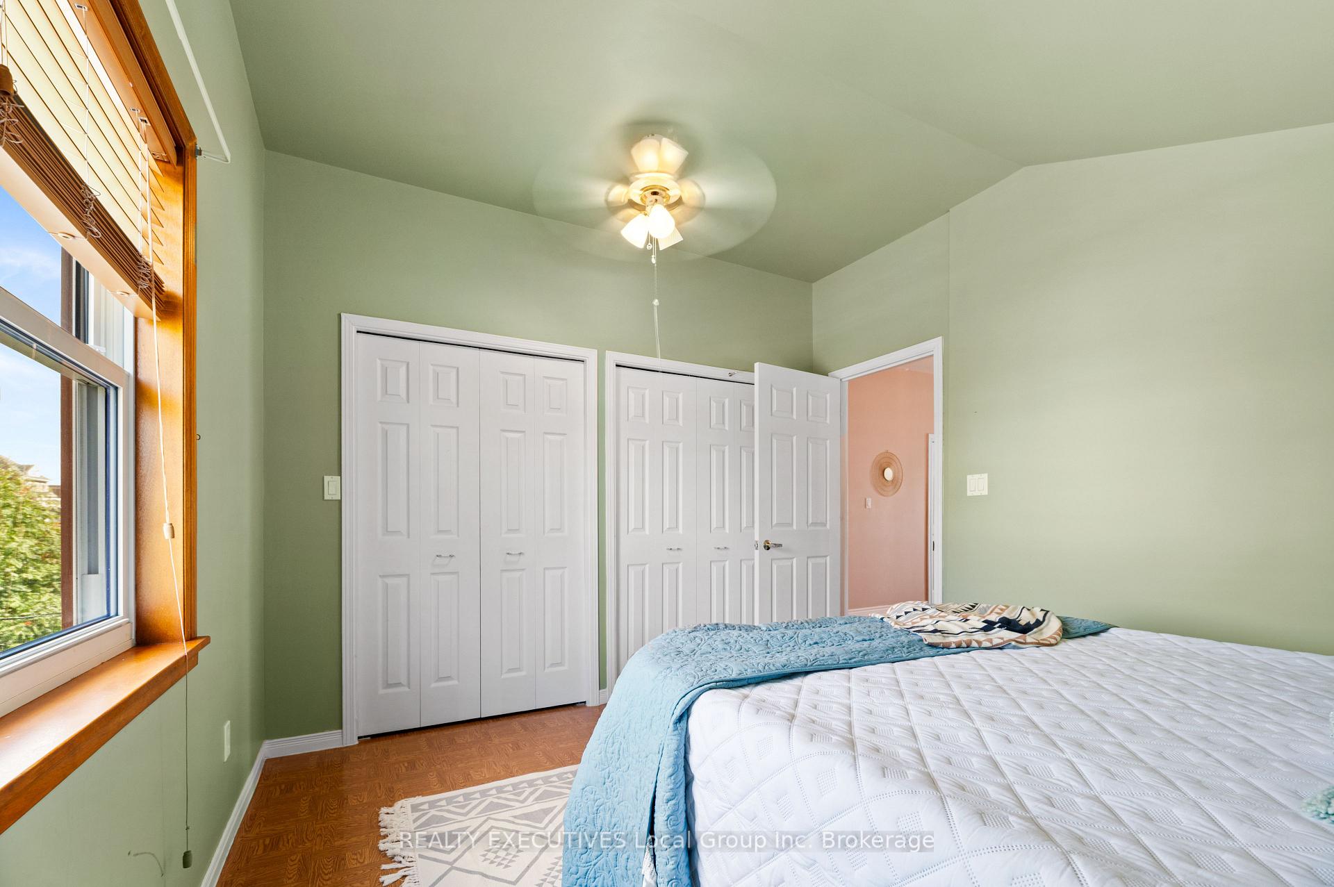 Photo 29 of 133 Fifth Avenue E, North Bay, Central — HOMEH