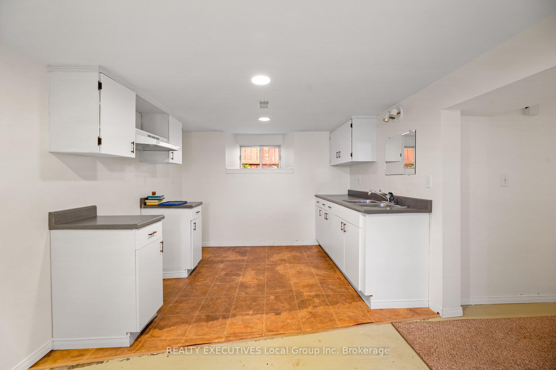 Photo 37 of 133 Fifth Avenue E, North Bay, Central — HOMEH