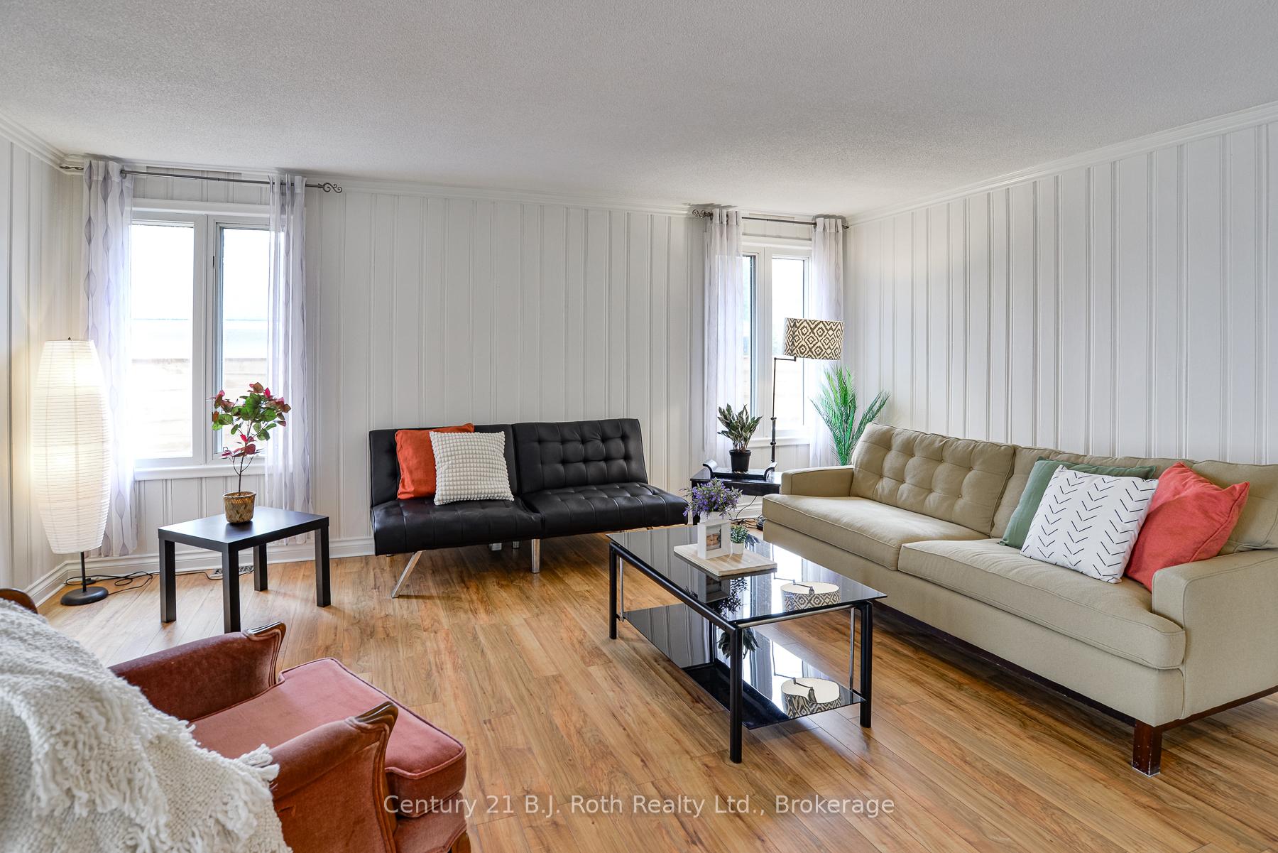 Photo 6 of 231 Victoria Crescent, Orillia — HOMEH