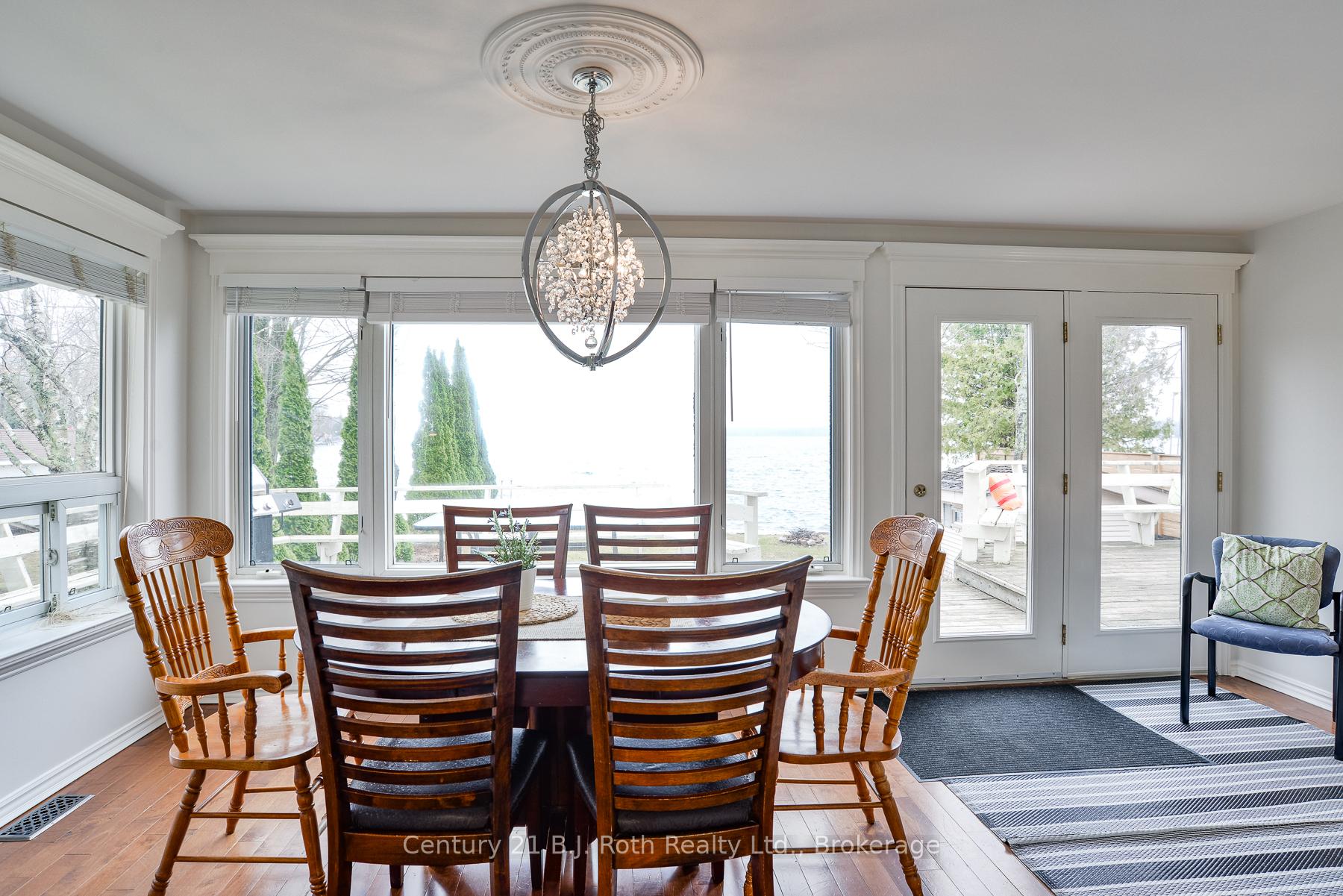 Photo 10 of 231 Victoria Crescent, Orillia — HOMEH