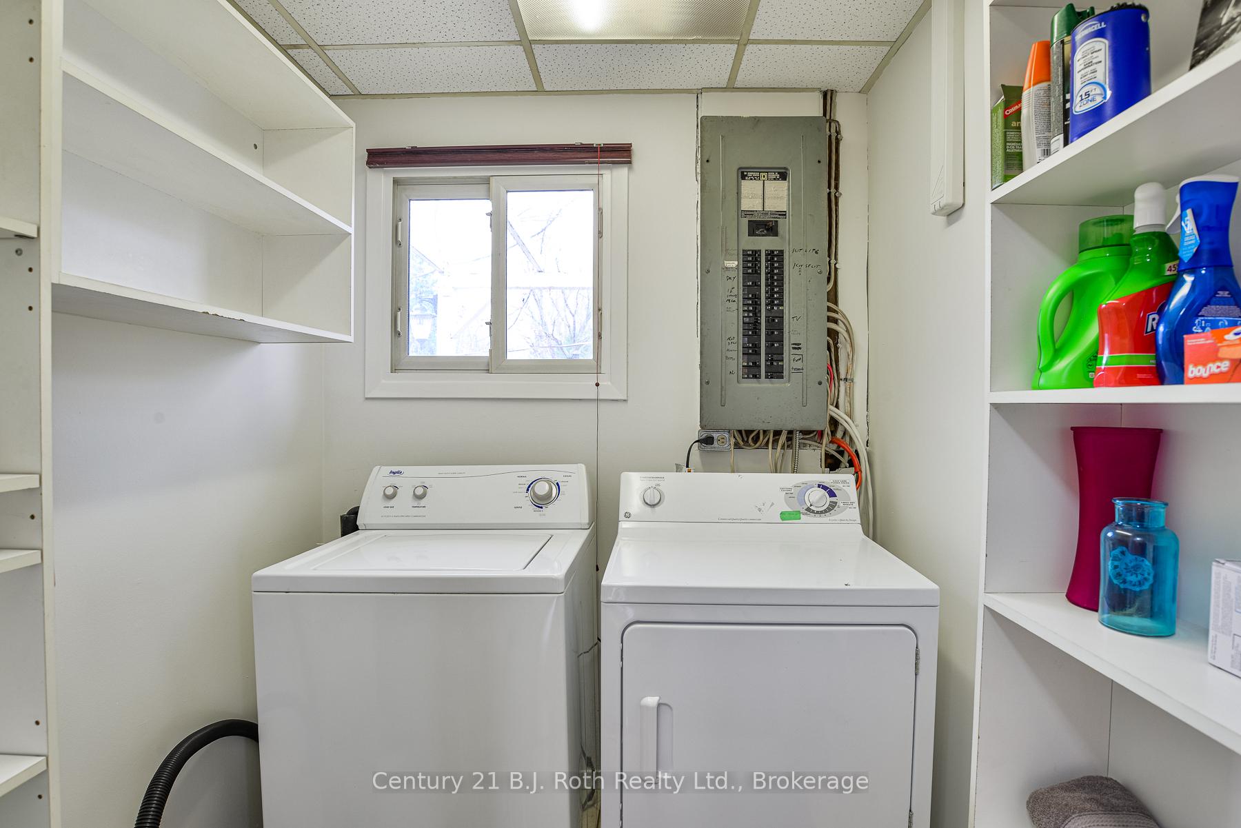 Photo 18 of 231 Victoria Crescent, Orillia — HOMEH