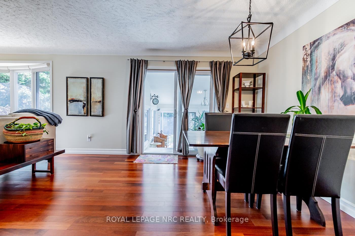 Photo 17 of 6 Bigelow Crescent, Pelham, Fonthill — HOMEH