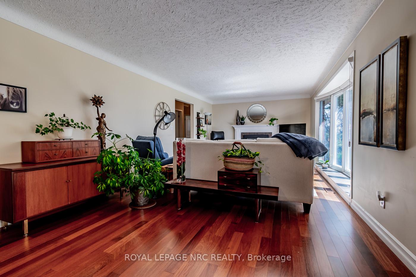 Photo 18 of 6 Bigelow Crescent, Pelham, Fonthill — HOMEH