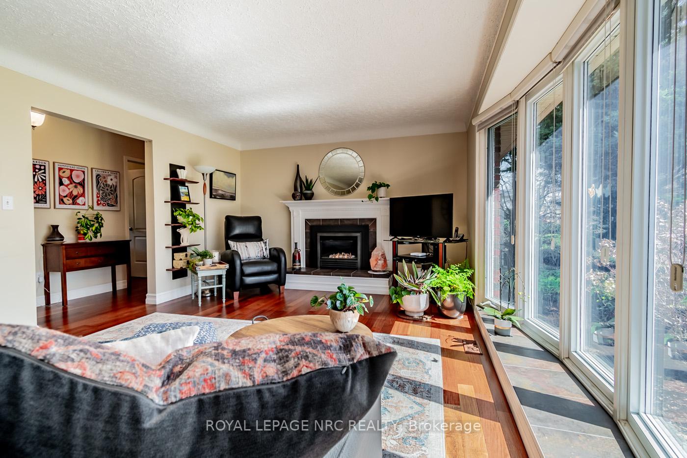 Photo 19 of 6 Bigelow Crescent, Pelham, Fonthill — HOMEH