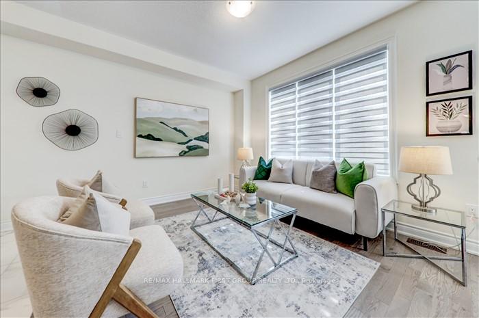 Photo 12 of 14 Reign Lane, Markham, Cedarwood — HOMEH