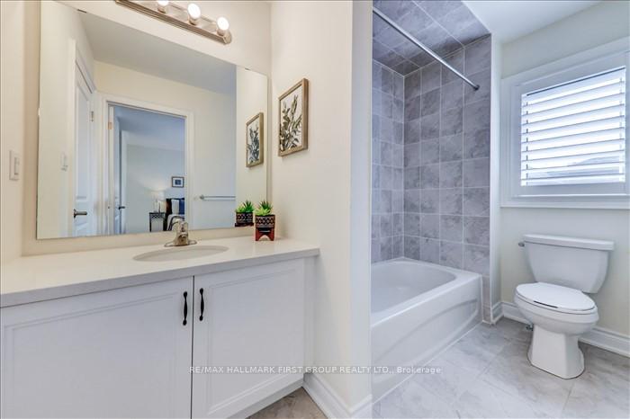 Photo 31 of 14 Reign Lane, Markham, Cedarwood — HOMEH