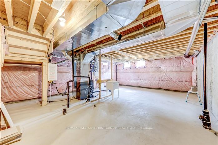 Photo 35 of 14 Reign Lane, Markham, Cedarwood — HOMEH