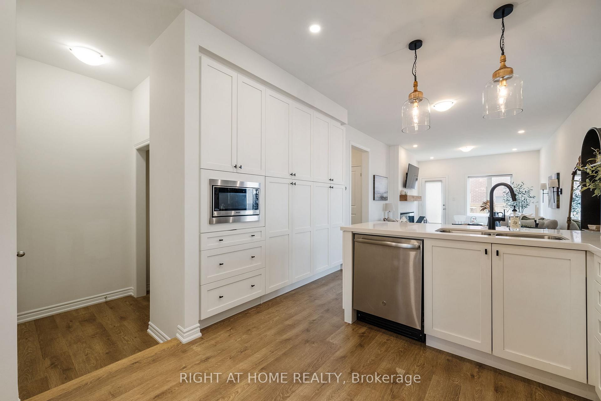 Photo 11 of 1285 Apollo Street, Oshawa, Eastdale — HOMEH