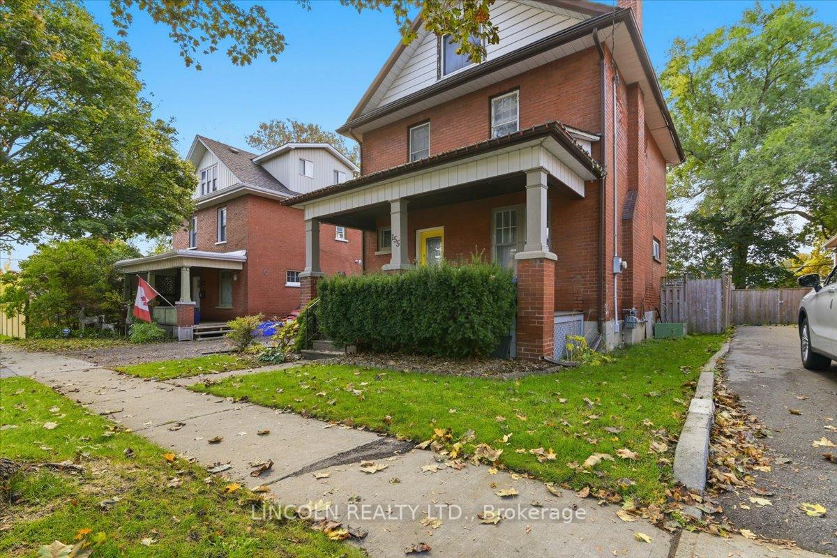 Photo 2 of 155 Elgin Street E, Oshawa, O'Neill — HOMEH