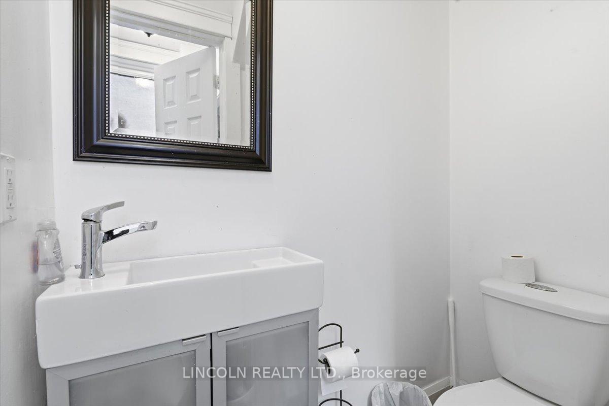 Photo 8 of 155 Elgin Street E, Oshawa, O'Neill — HOMEH