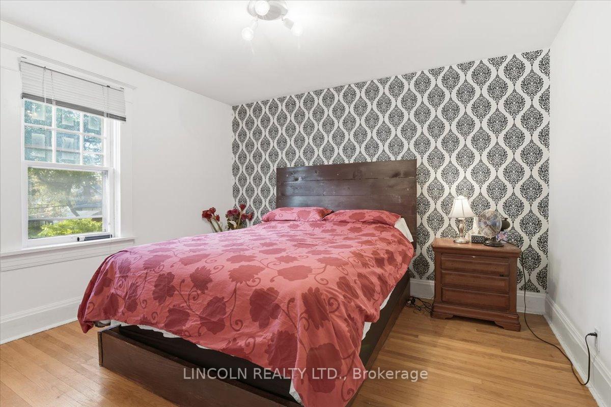 Photo 9 of 155 Elgin Street E, Oshawa, O'Neill — HOMEH
