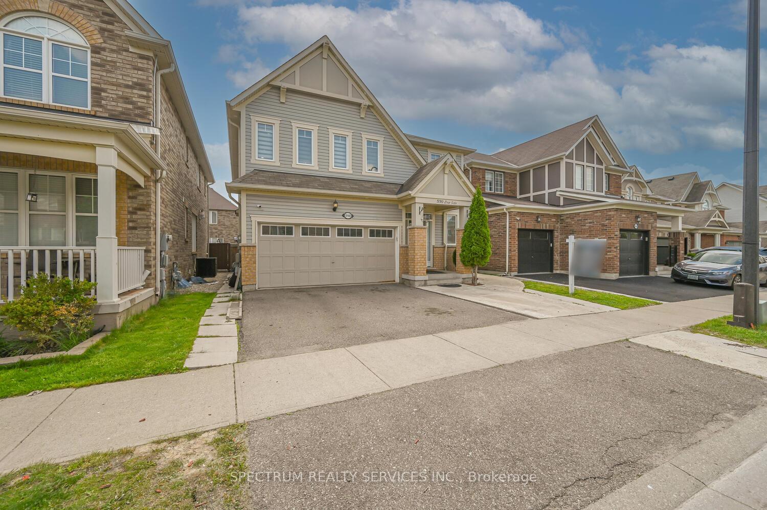 Photo 2 of 550 Lear Gate, Milton, Willmott — HOMEH