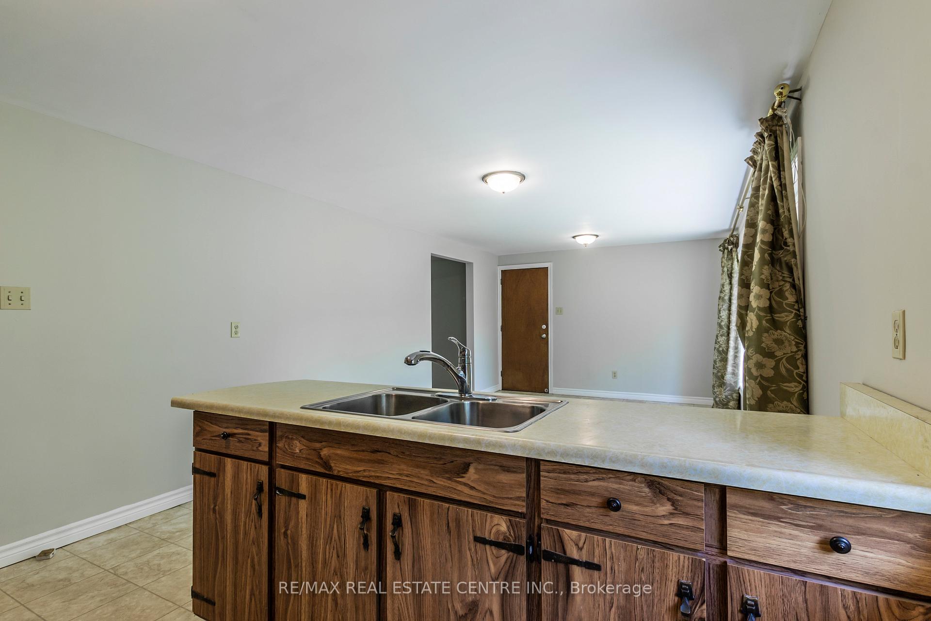 Photo 6 of 2532 Reid Side Road, Milton, Rural Milton West — HOMEH