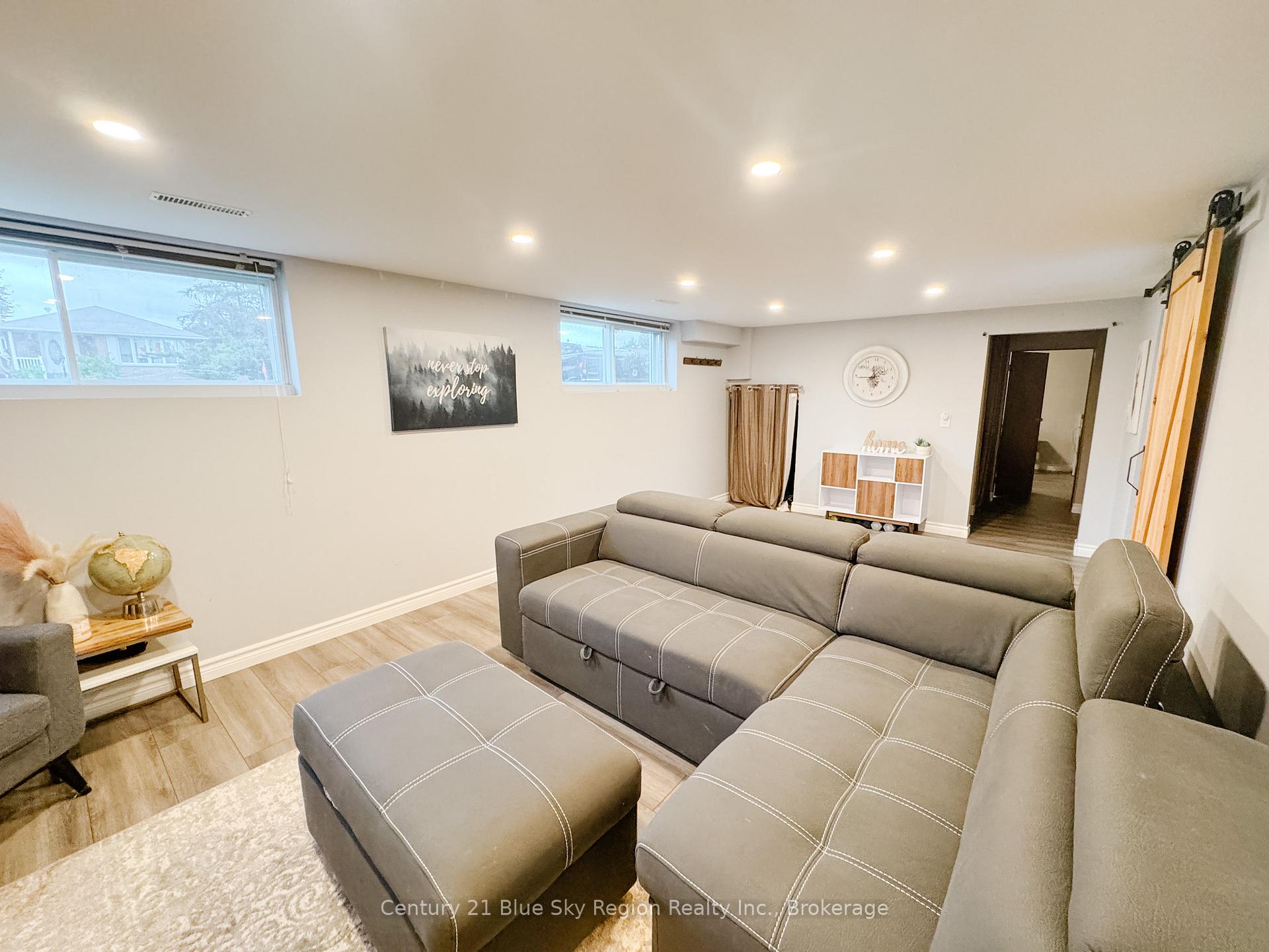 Photo 25 of 39 Prince Edward Drive, North Bay, Ferris — HOMEH