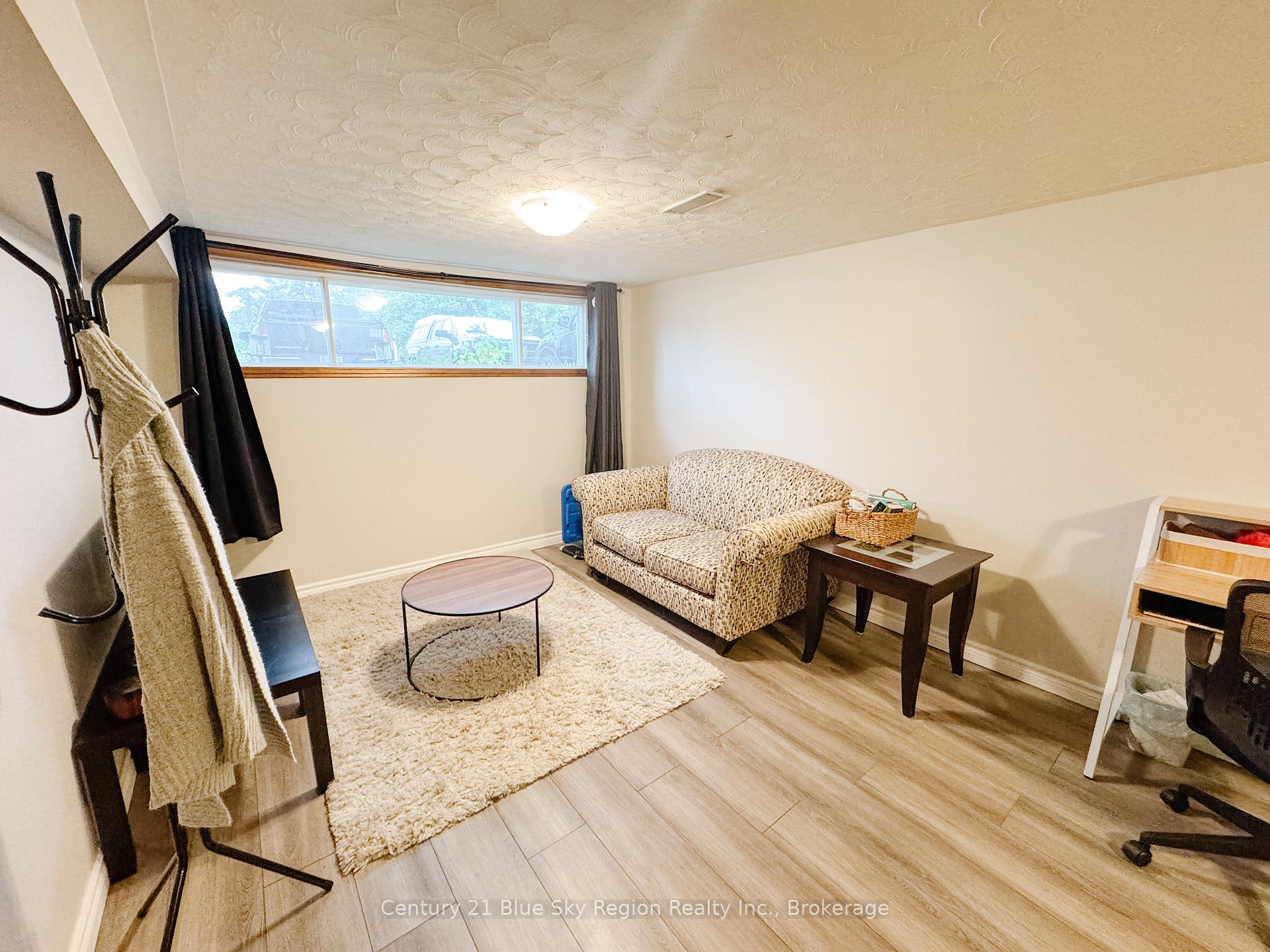 Photo 29 of 39 Prince Edward Drive, North Bay, Ferris — HOMEH