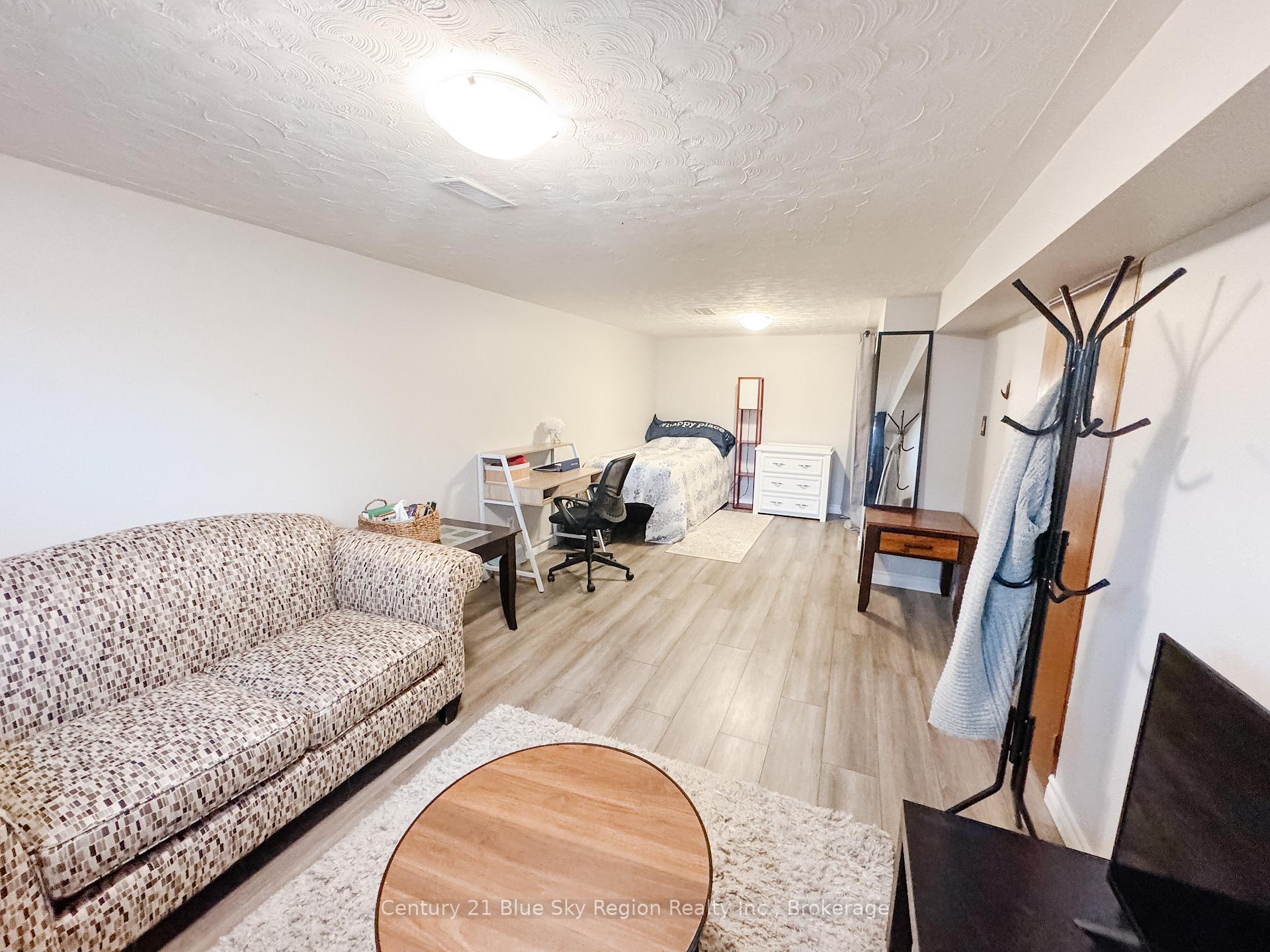 Photo 30 of 39 Prince Edward Drive, North Bay, Ferris — HOMEH