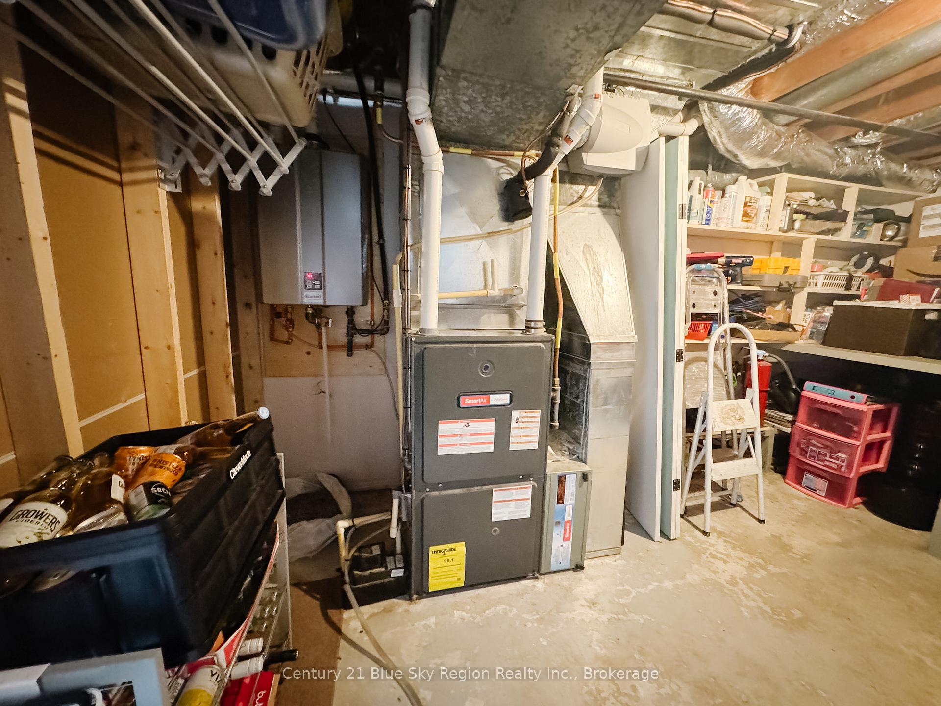 Photo 34 of 39 Prince Edward Drive, North Bay, Ferris — HOMEH