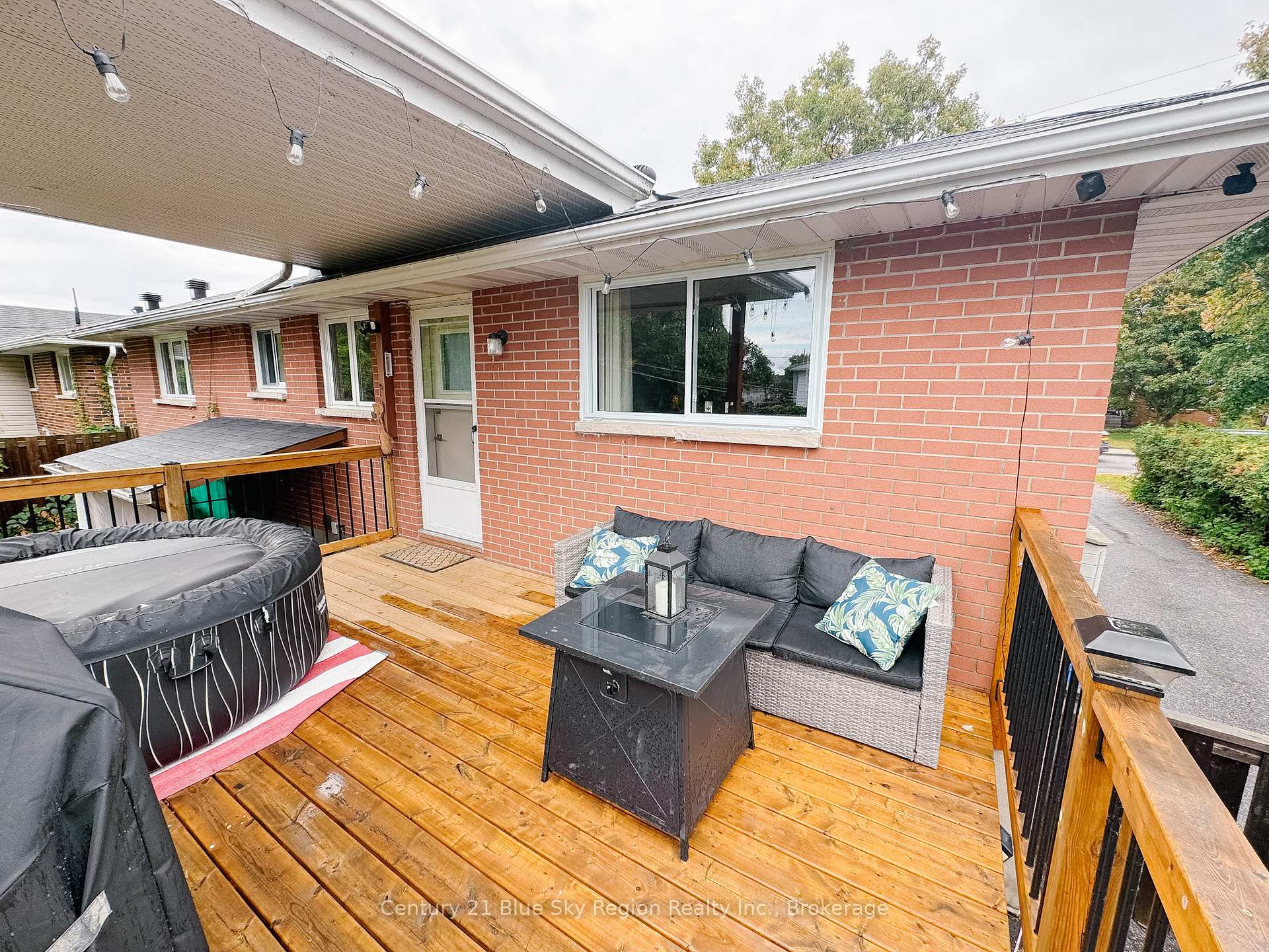 Photo 37 of 39 Prince Edward Drive, North Bay, Ferris — HOMEH