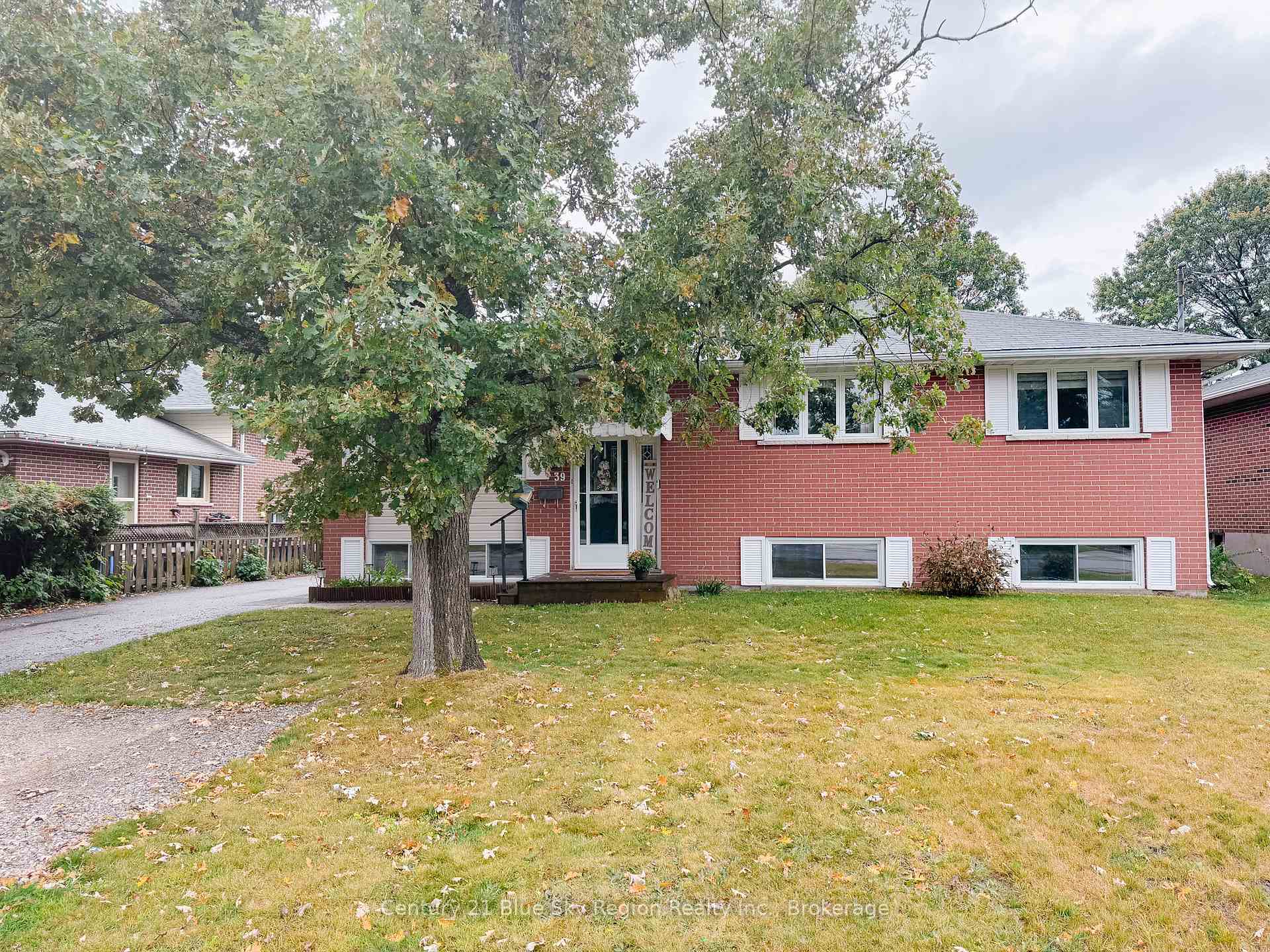 Photo 44 of 39 Prince Edward Drive, North Bay, Ferris — HOMEH