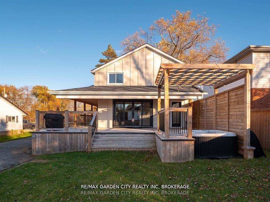Photo 8 of 1076 Line Avenue, Pelham, Fonthill — HOMEH