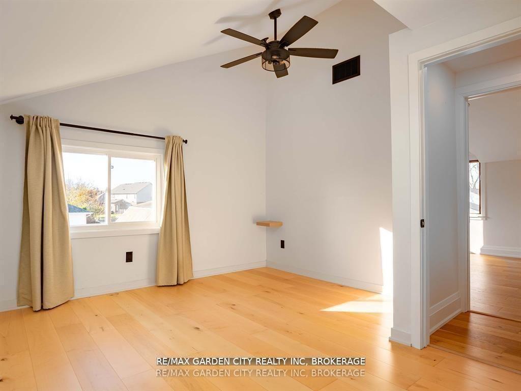 Photo 27 of 1076 Line Avenue, Pelham, Fonthill — HOMEH