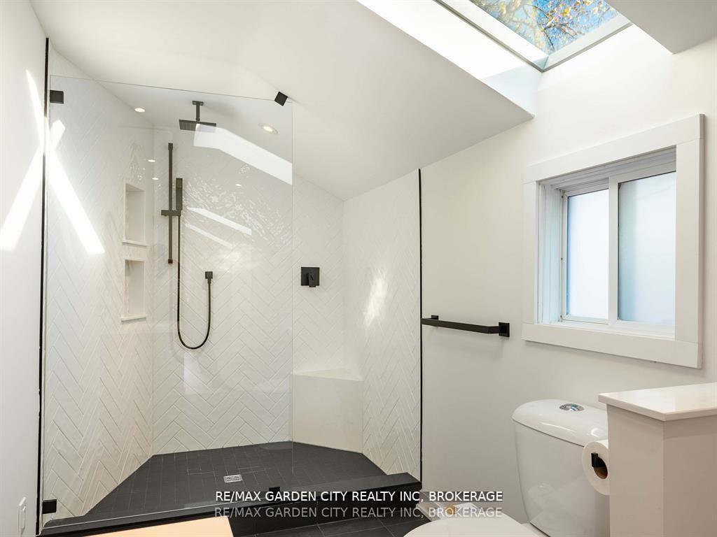 Photo 31 of 1076 Line Avenue, Pelham, Fonthill — HOMEH