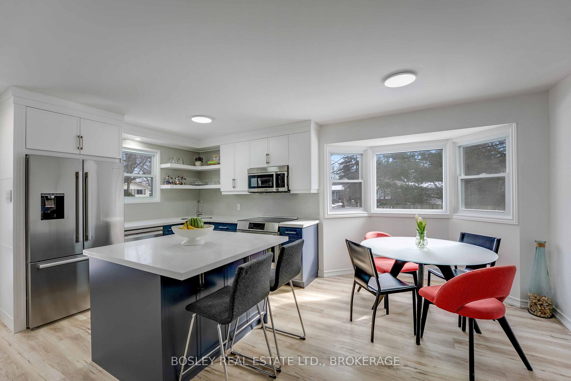 Photo 6 of 32 Fallingbrook Drive, Pelham, Fonthill — HOMEH