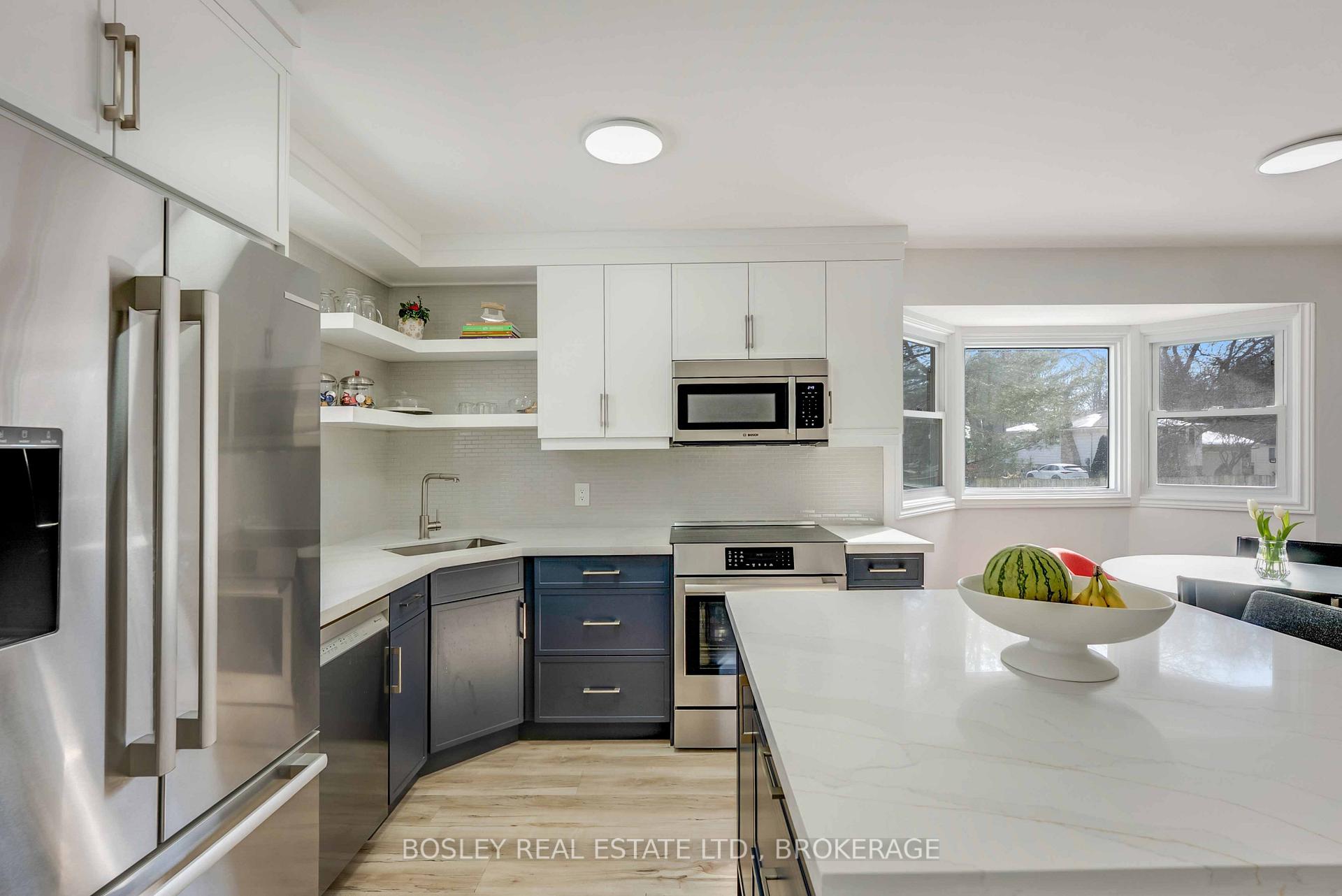 Photo 12 of 32 Fallingbrook Drive, Pelham, Fonthill — HOMEH