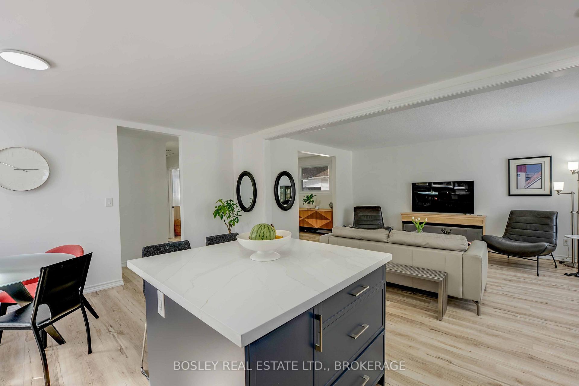 Photo 14 of 32 Fallingbrook Drive, Pelham, Fonthill — HOMEH