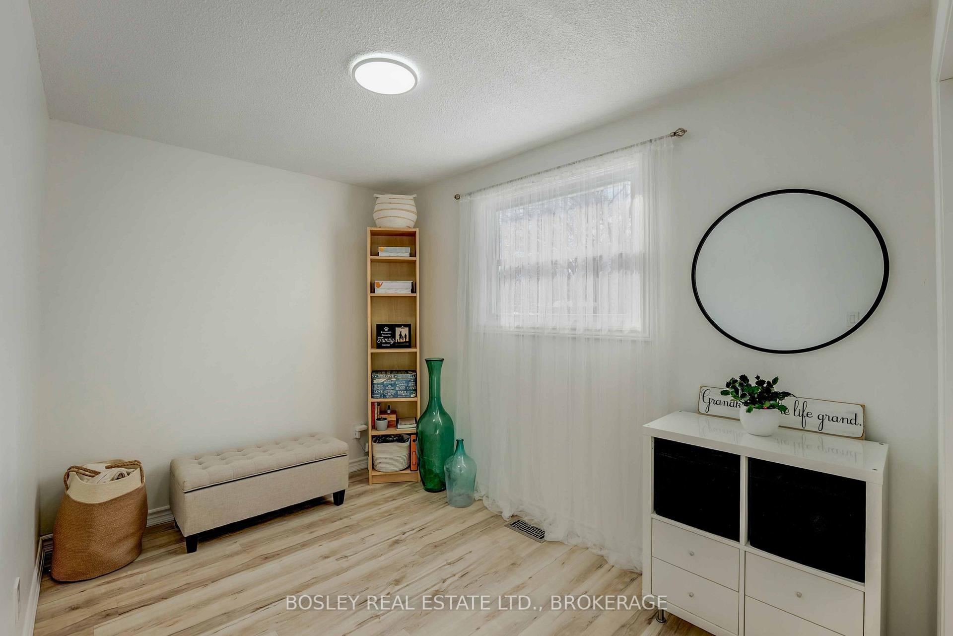 Photo 25 of 32 Fallingbrook Drive, Pelham, Fonthill — HOMEH