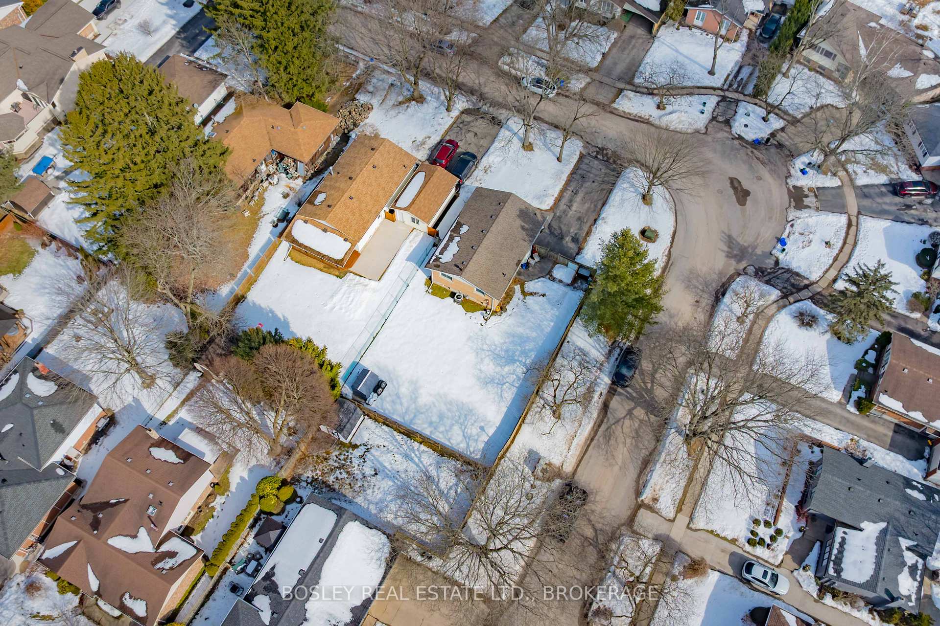 Photo 37 of 32 Fallingbrook Drive, Pelham, Fonthill — HOMEH