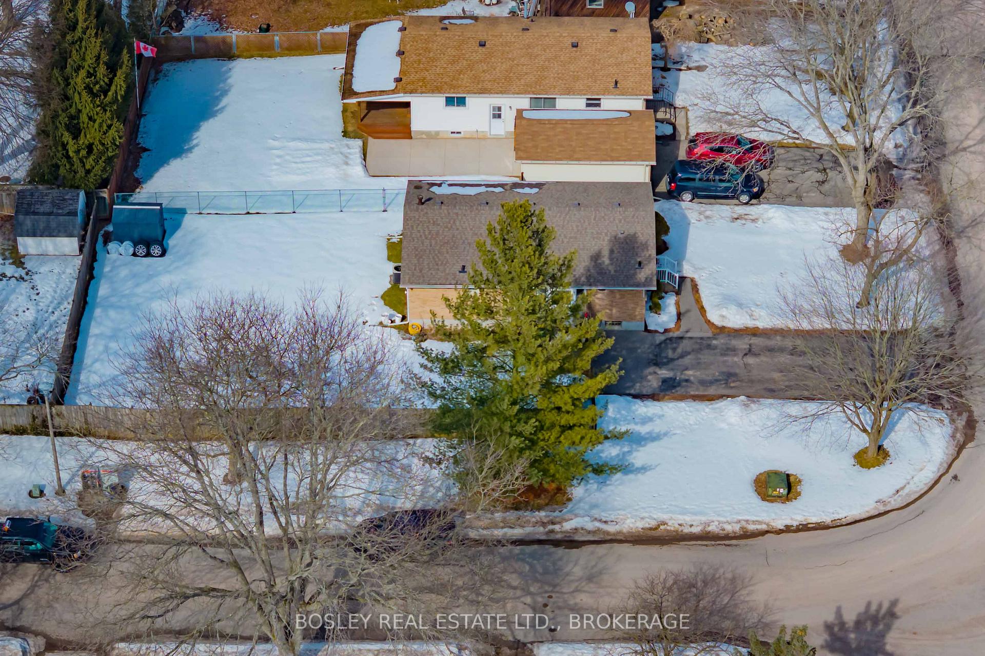 Photo 39 of 32 Fallingbrook Drive, Pelham, Fonthill — HOMEH