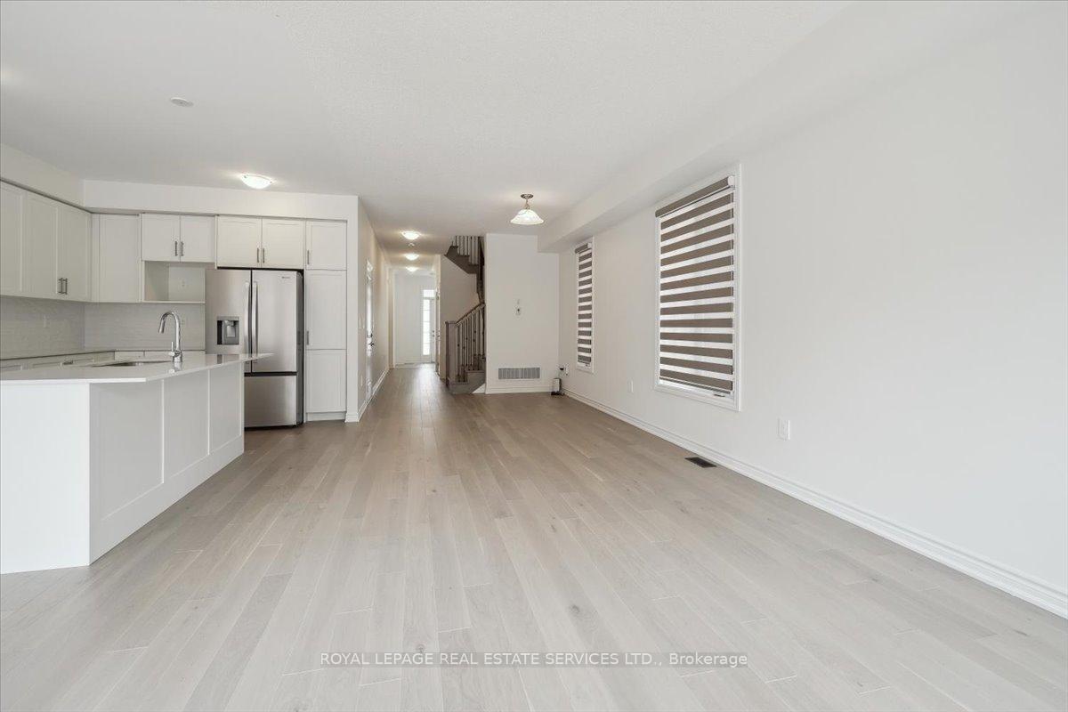 Photo 13 of 304 Bergamot Avenue, Milton, Walker — HOMEH