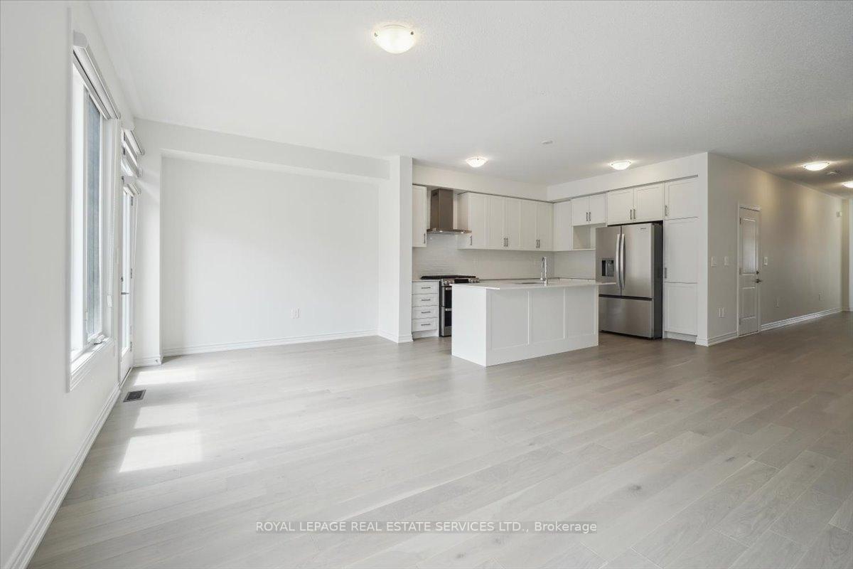 Photo 19 of 304 Bergamot Avenue, Milton, Walker — HOMEH