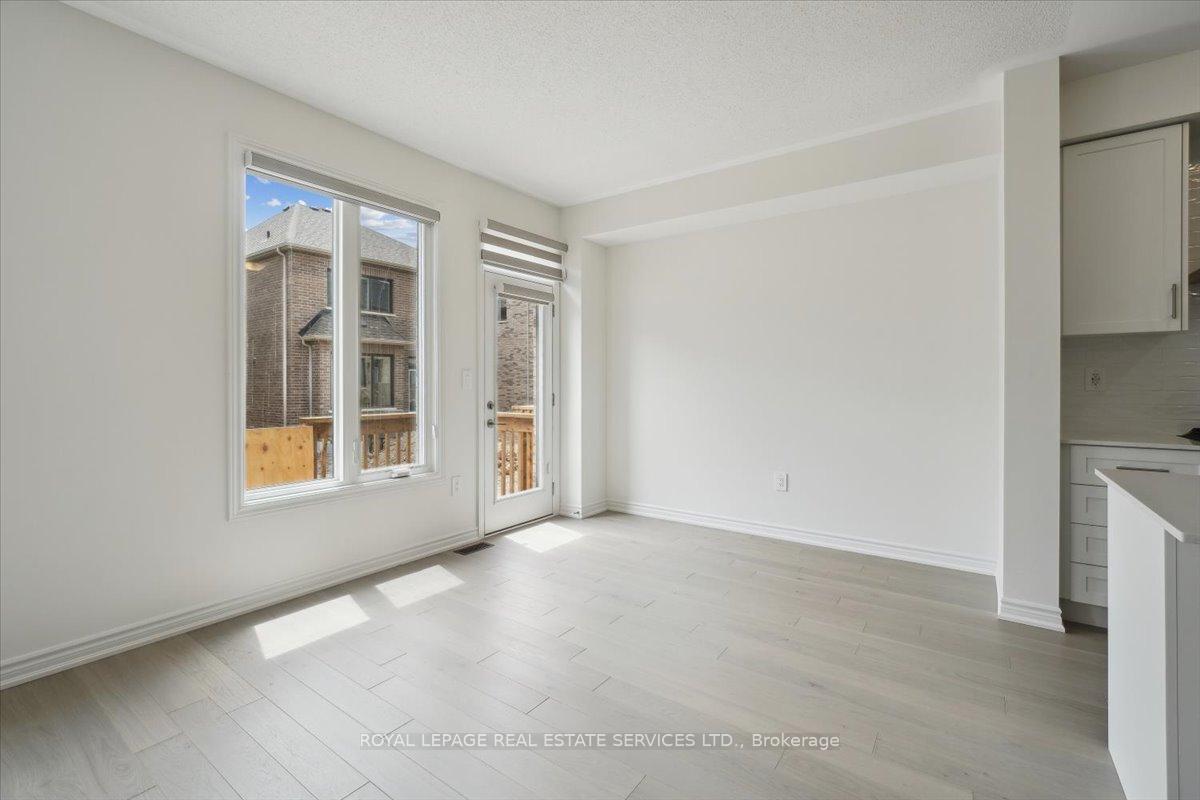 Photo 7 of 304 Bergamot Avenue, Milton, Walker — HOMEH